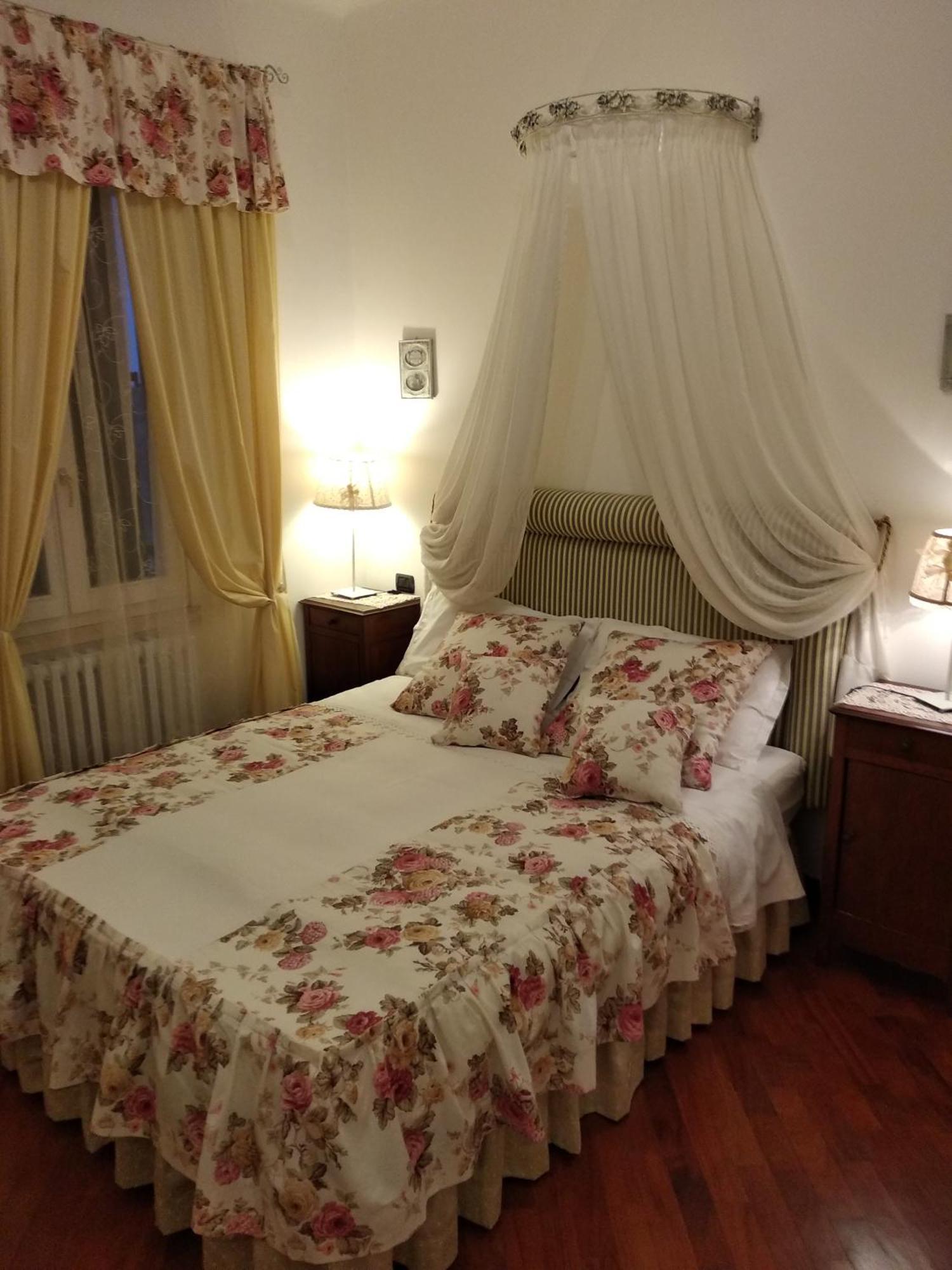 B&B Palazzo Mestichelli Boutique Palace Monteprandone Oda fotoğraf